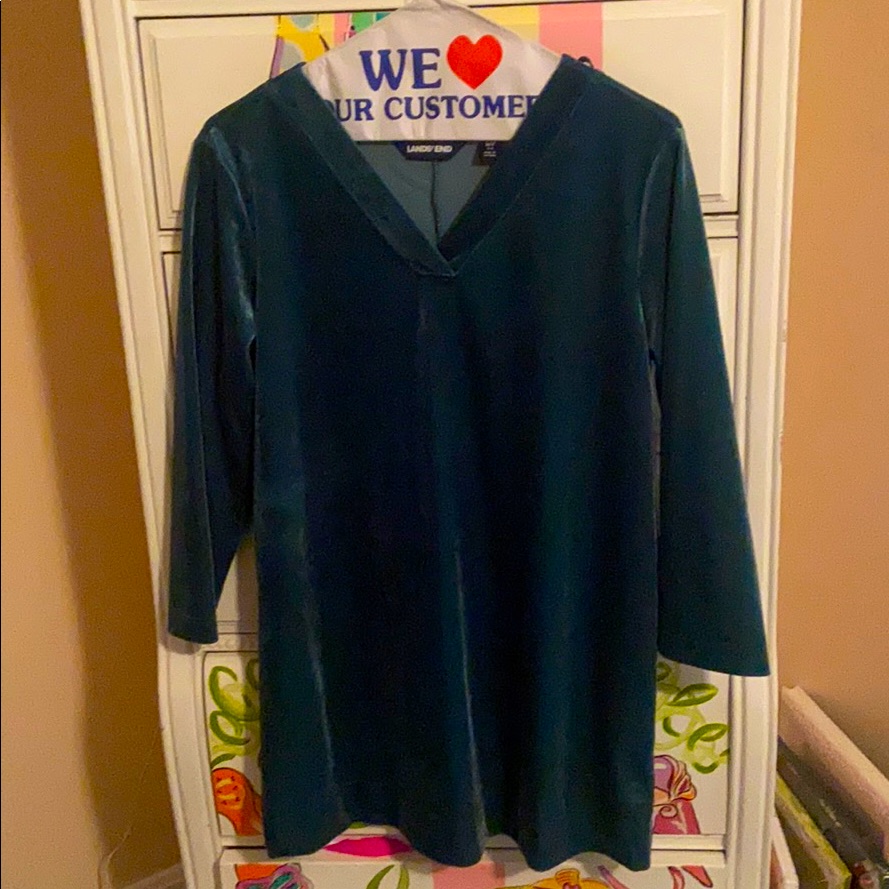 Nwot Lands End Velvet Tunic